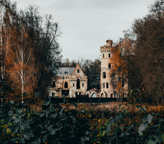 Les Châteaux Hantés en France
